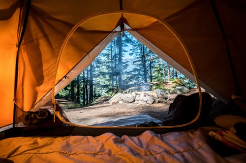 dormir en tente camping